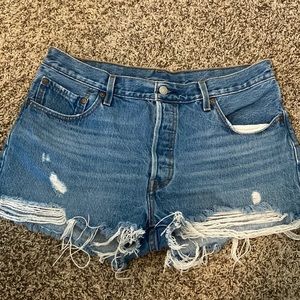 Levi’s 501 Distressed Jean shorts